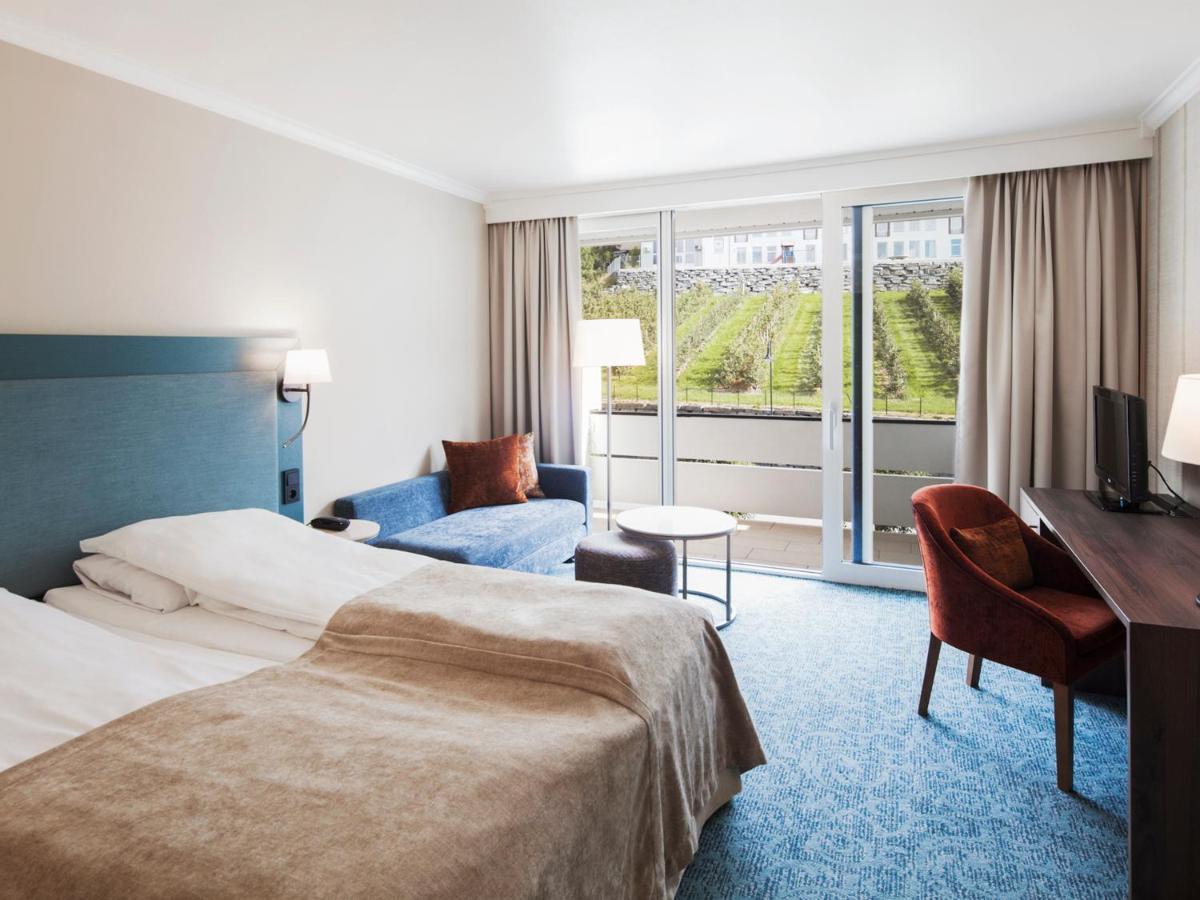 Hotel Ullensvang Лофтхус Экстерьер фото