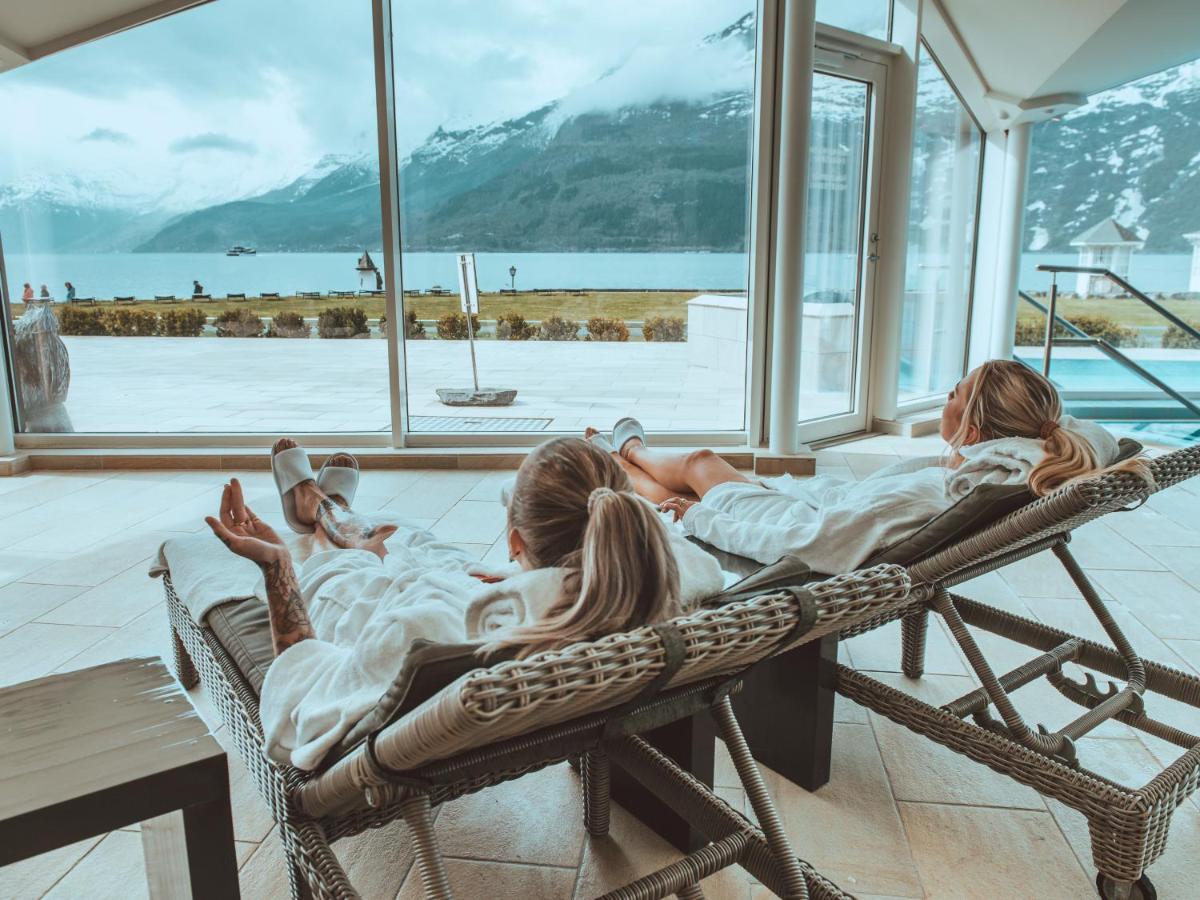 Hotel Ullensvang Лофтхус Экстерьер фото