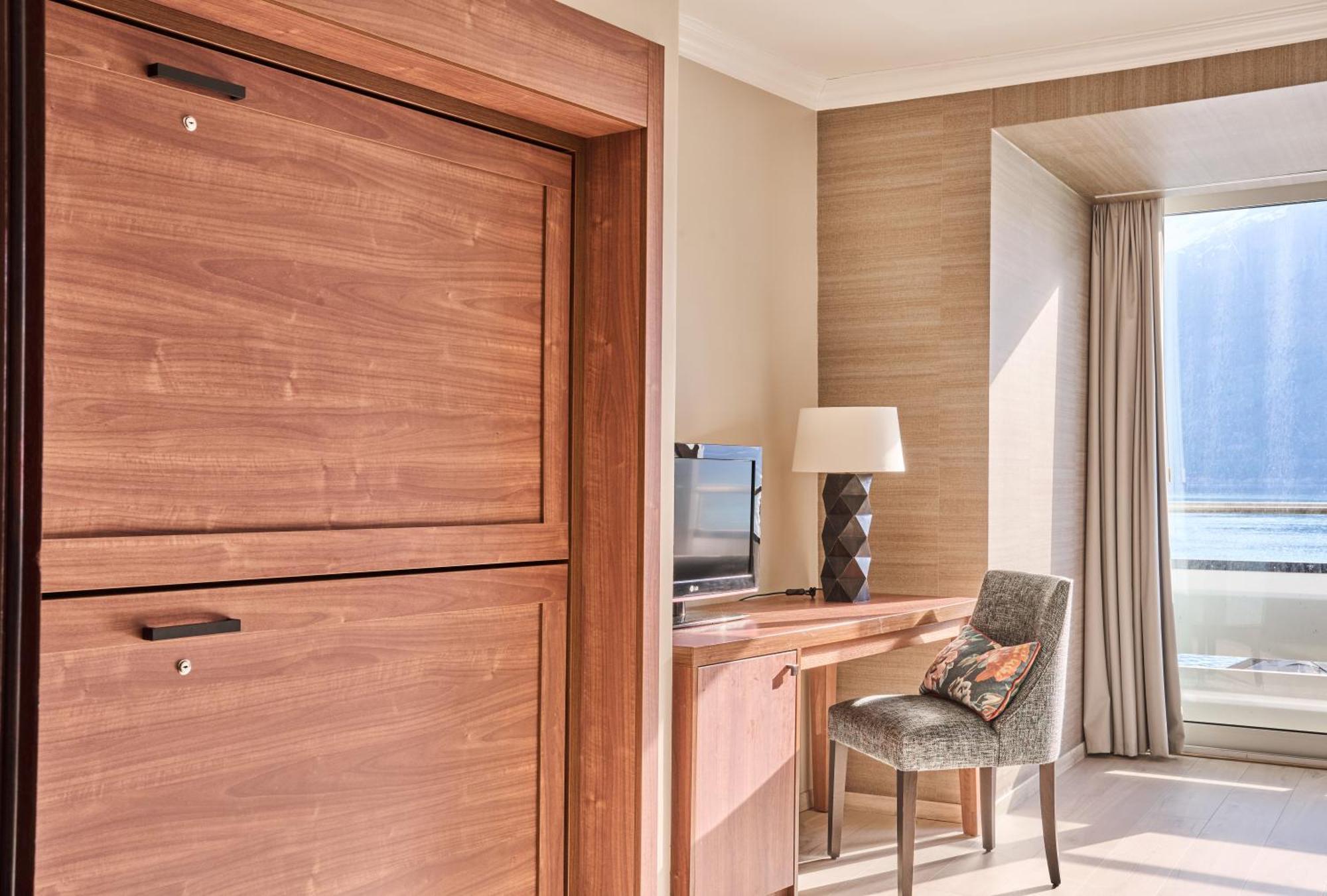 Hotel Ullensvang Лофтхус Экстерьер фото